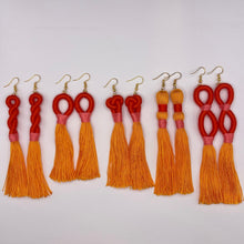 Load image into Gallery viewer, TASSEL earrings