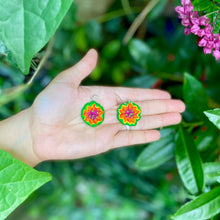 Load image into Gallery viewer, Beaded Summer Flower Earrings
