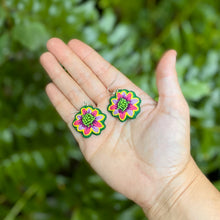 Load image into Gallery viewer, Beaded Summer Flower Earrings