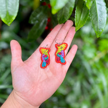 Load image into Gallery viewer, Embroidered Bird earrings