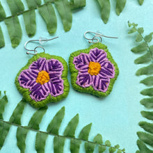 Load image into Gallery viewer, Summer Flower Earrings