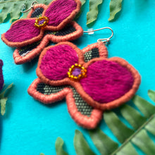 Load image into Gallery viewer, Purple + Peach Orchid Earrings