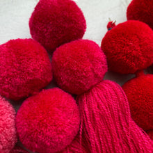 Load image into Gallery viewer, POMPOM earrings - solid color