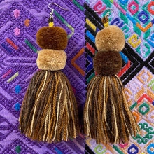 Load image into Gallery viewer, Pompom tassel earrings